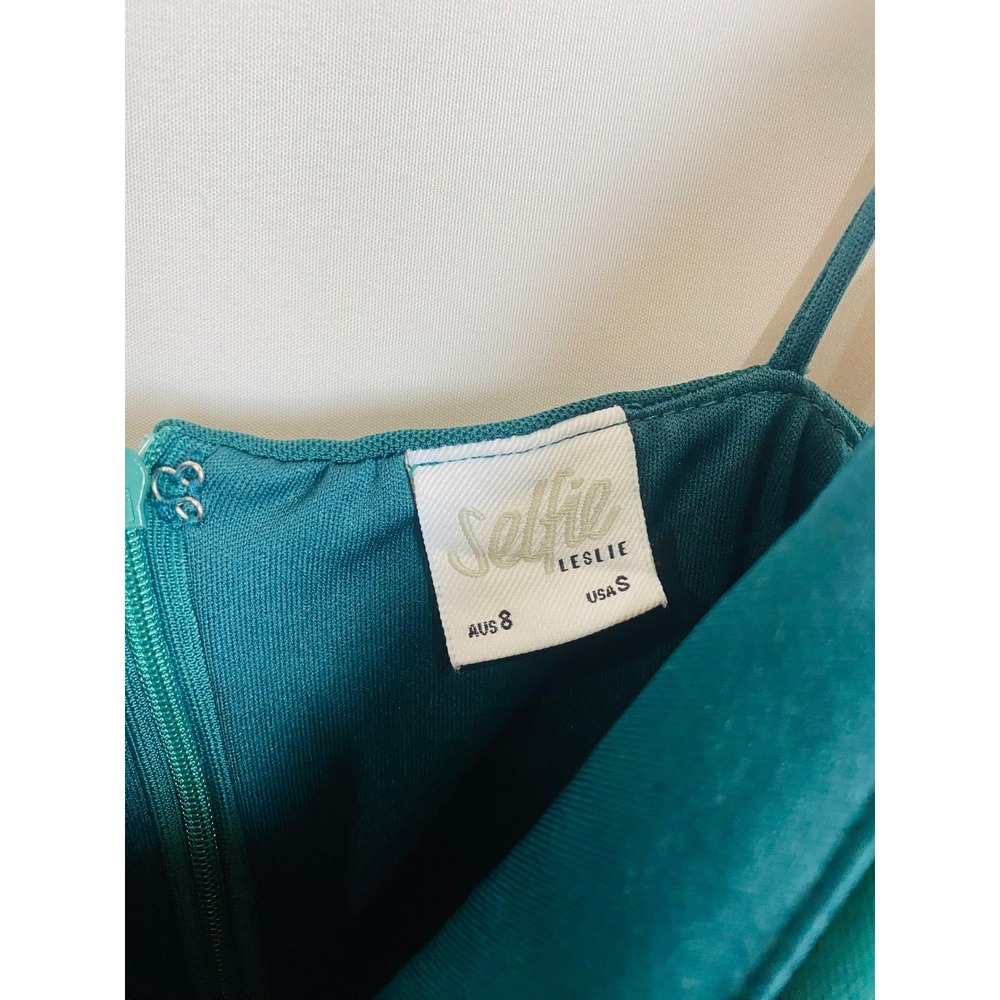 Selfie Leslie Bambi Ruched Tie Strap Ruffle Hem Mini Dress Small AUS 8 Green - Picture 8 of 8